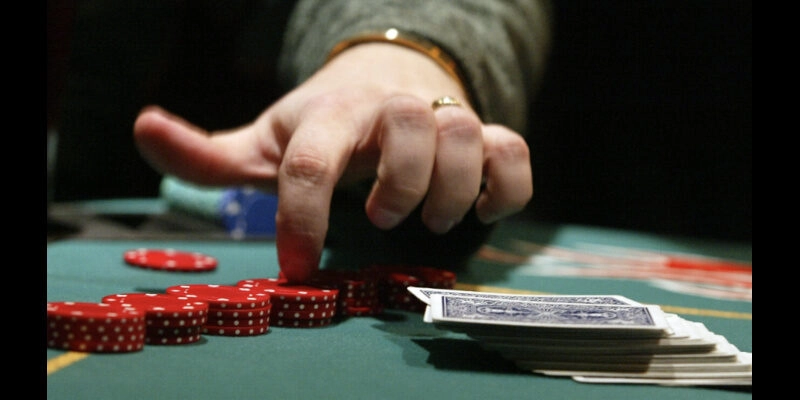 cách chơi poker hiệu quả
